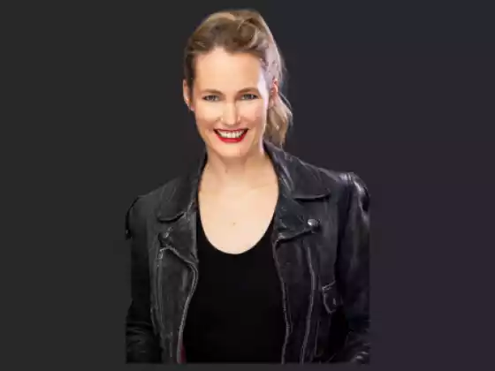 Joanna Stone,
Health & Wellness, Health & Wellness
Expert at ریڈیئنٹ تجدید: موسم گرما 2023 میں صحت، تندرستی اور روحانیت پر آن لائن سمپوزیم